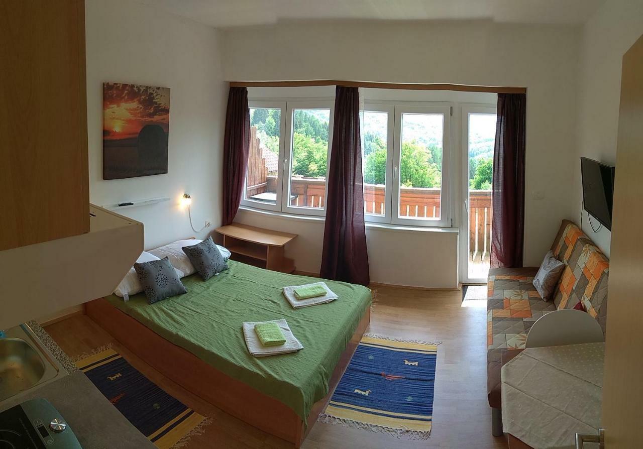Apartmaji Suhorje Exterior photo